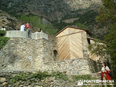 Románico - Parque Nacional de Aigüestortes y Lago San Mauricio; excursiones sierra madrid